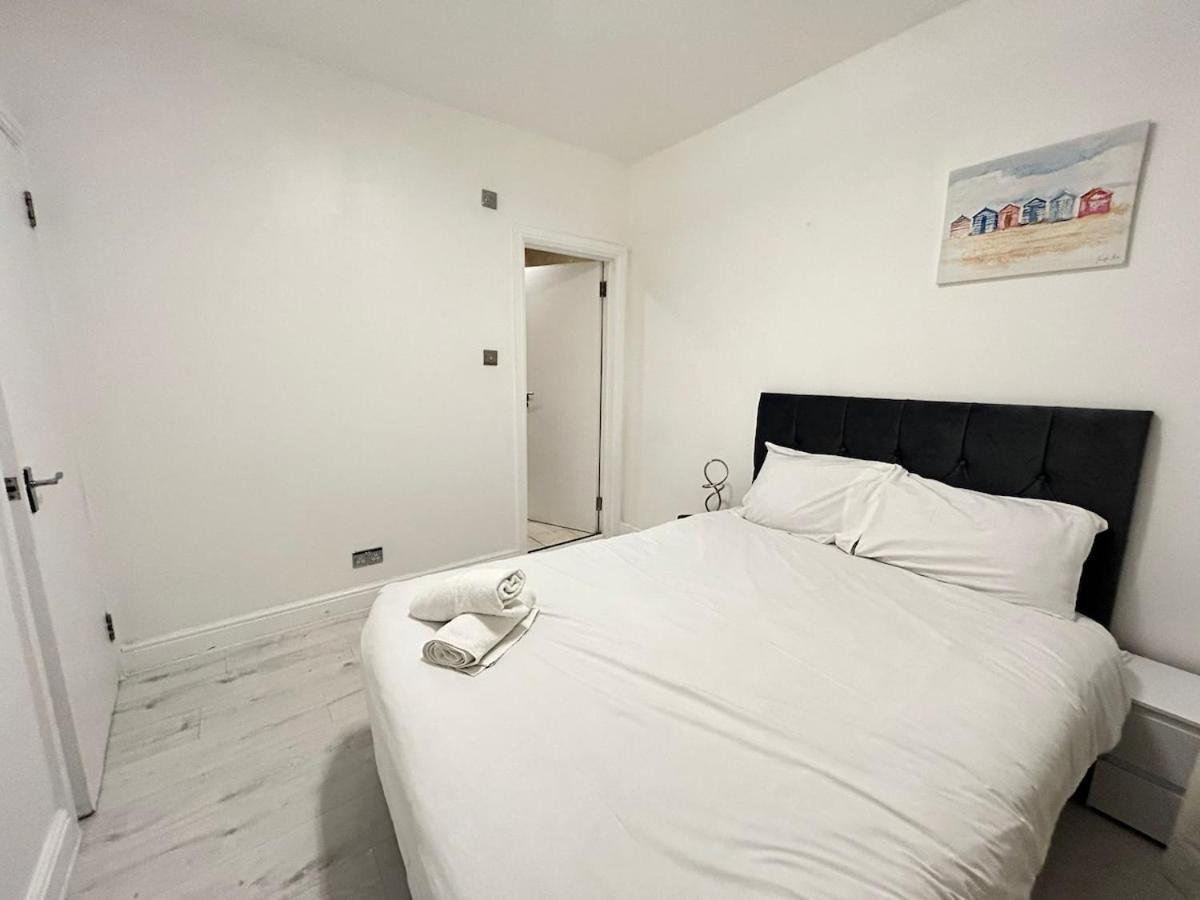 One Bedroom Flat Victoria Appartement